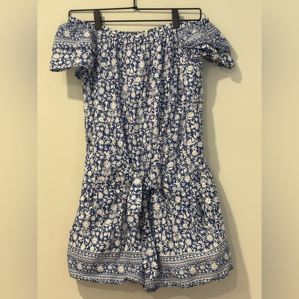 Vineyard Vines Off the Shoulders Romper - Picture 2 of 12